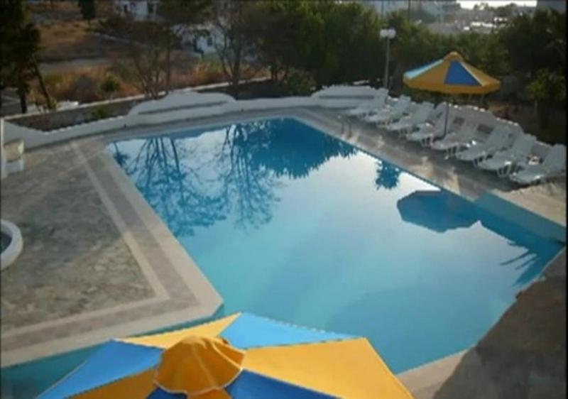 Aparthotel Azolimnos Bay Esterno foto